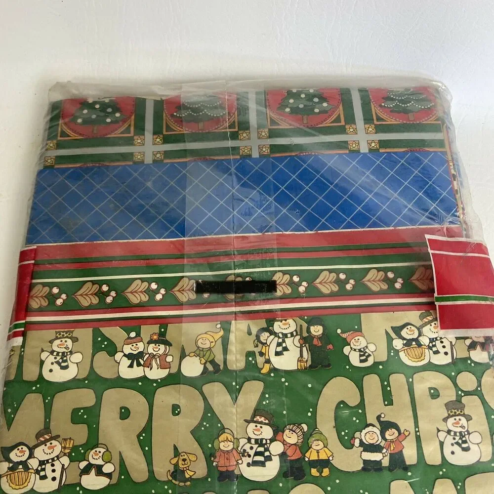 Vintage Wrapping Paper Christmas 150 Square Feet‎ Christmas Trees Snowmen NIP